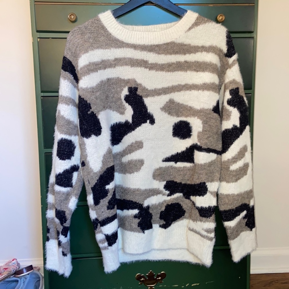 She + Sky One Size Camo Crew Neck Sweater